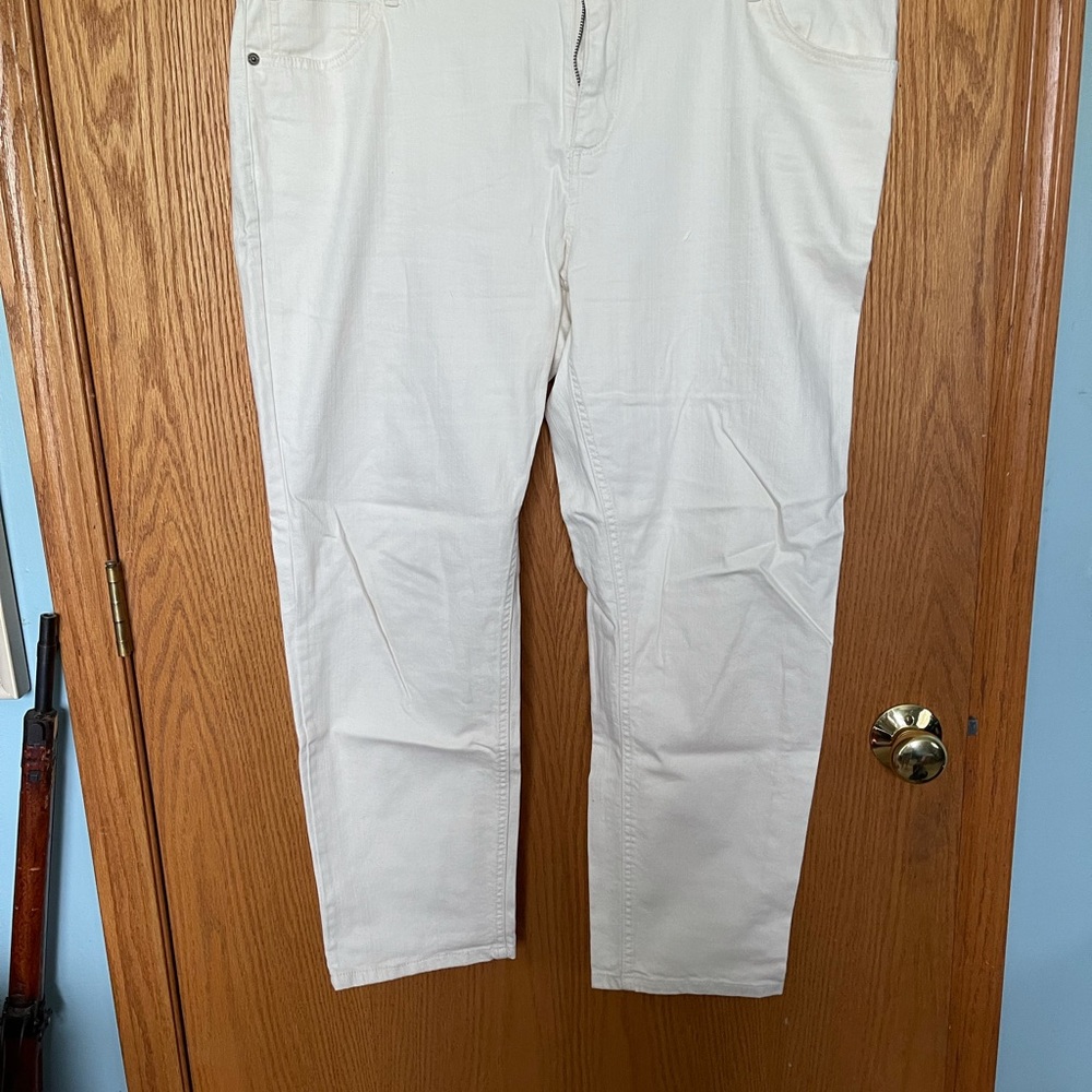 Liz Claiborne cream jeans size 18 NWOT